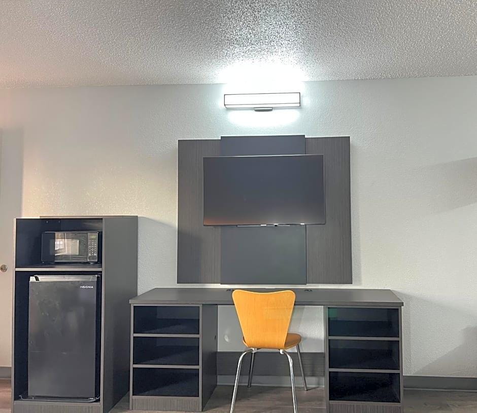 Motel 6 Cleveland - Middleburg Heights