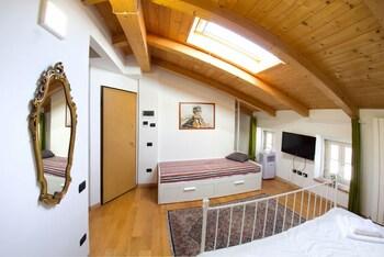 Aqua Residence