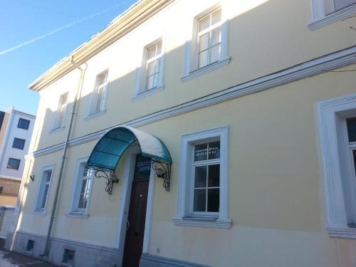 Central Hotel