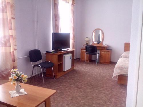 Central Hotel