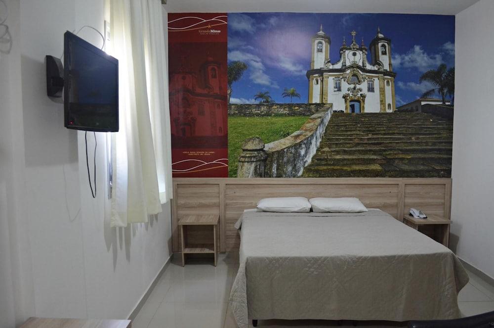 Hotel Grande Minas