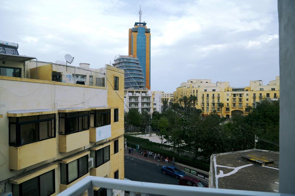 Alfonso Hotel