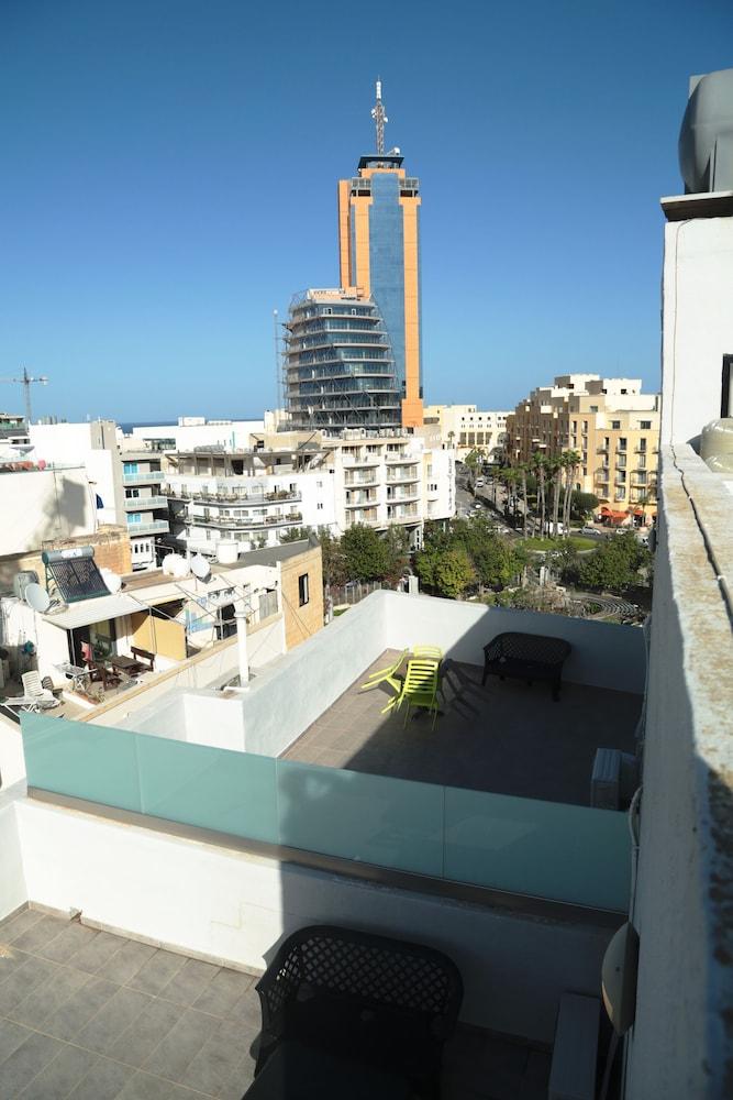 Alfonso Hotel