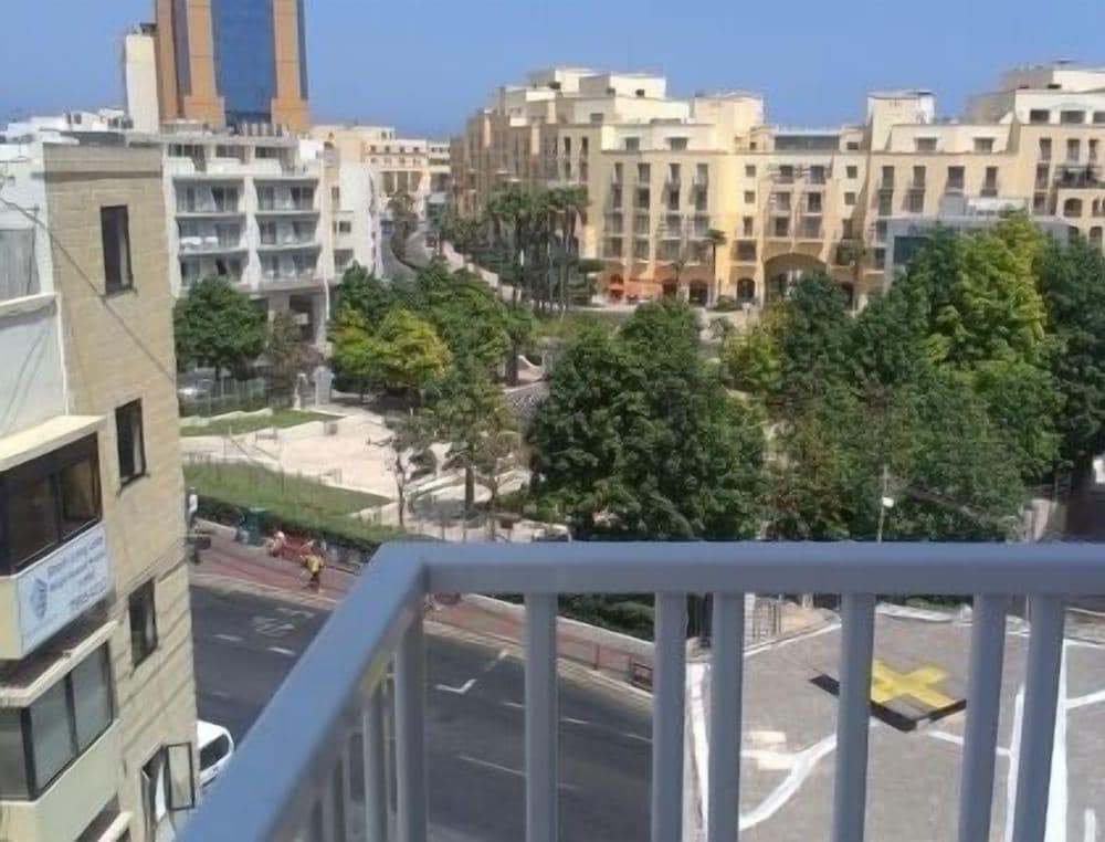 Alfonso Hotel