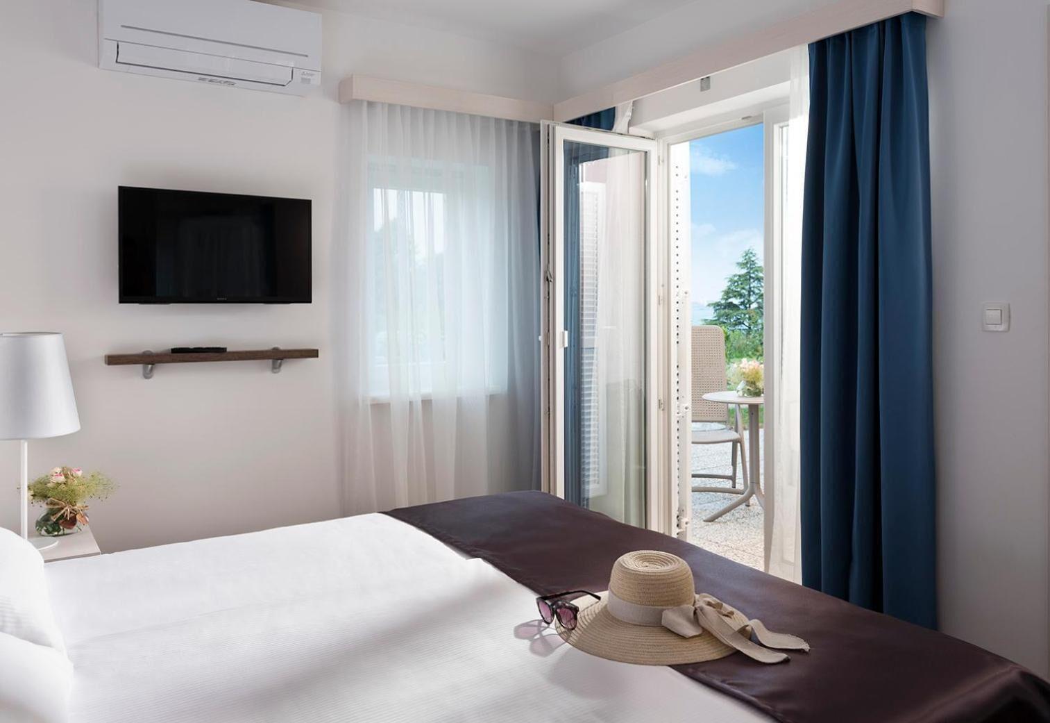 Olive Suites