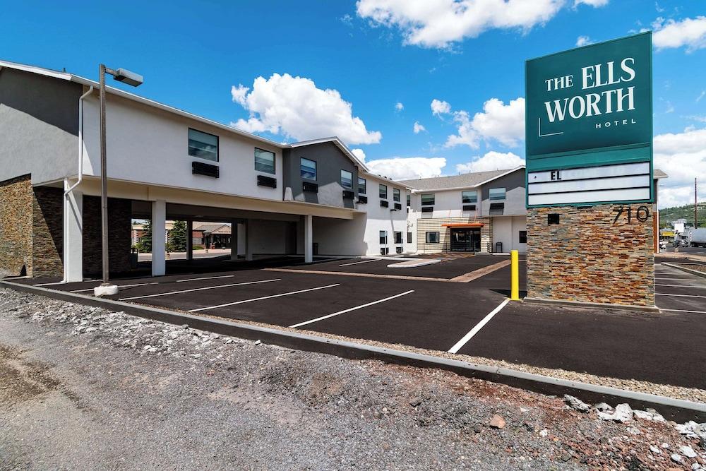 Clarion Pointe - Near Grand Canyon
