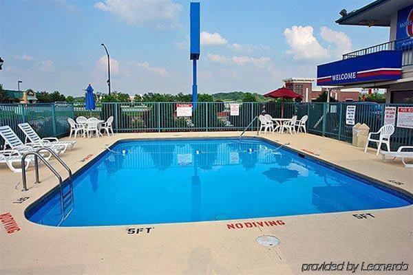 Super 7 Motel