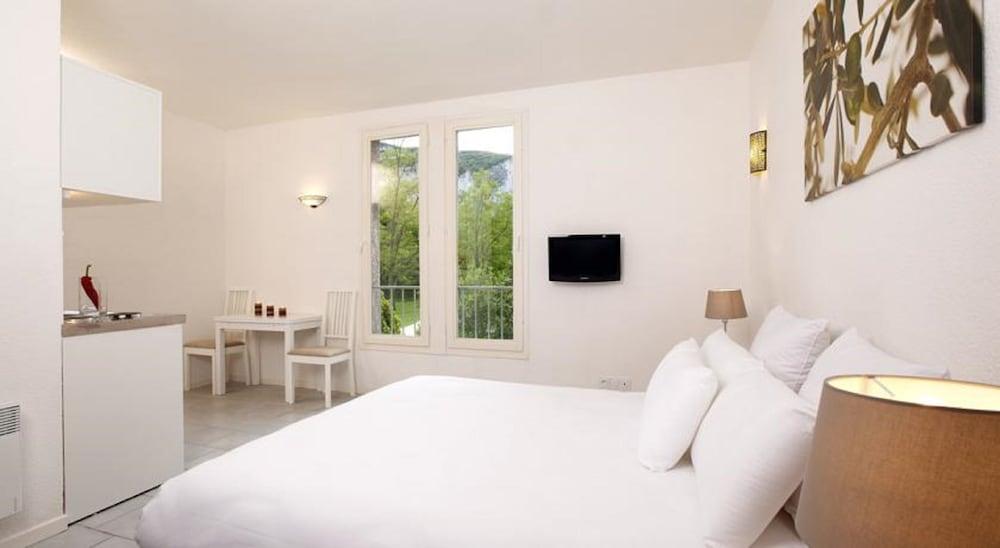 Vacanceole - Le Domaine De Chames