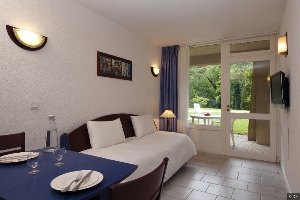 Vacanceole - Le Domaine De Chames