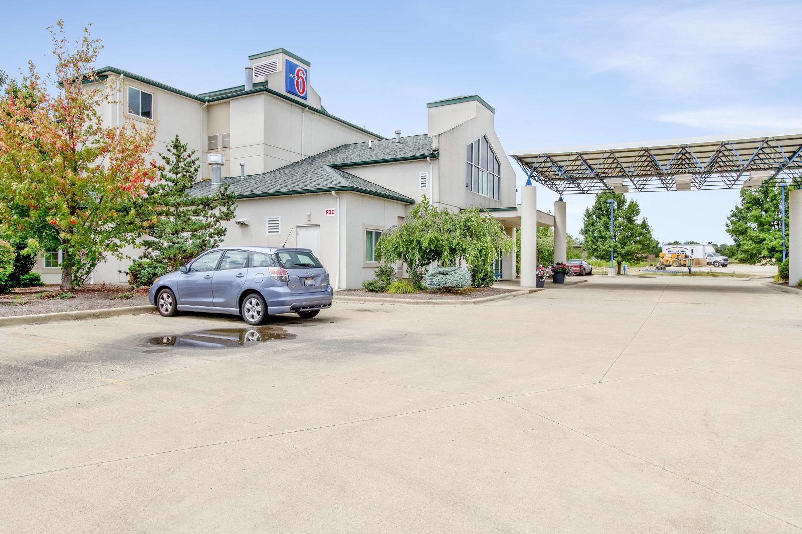 Motel 6 Cleveland - Medina