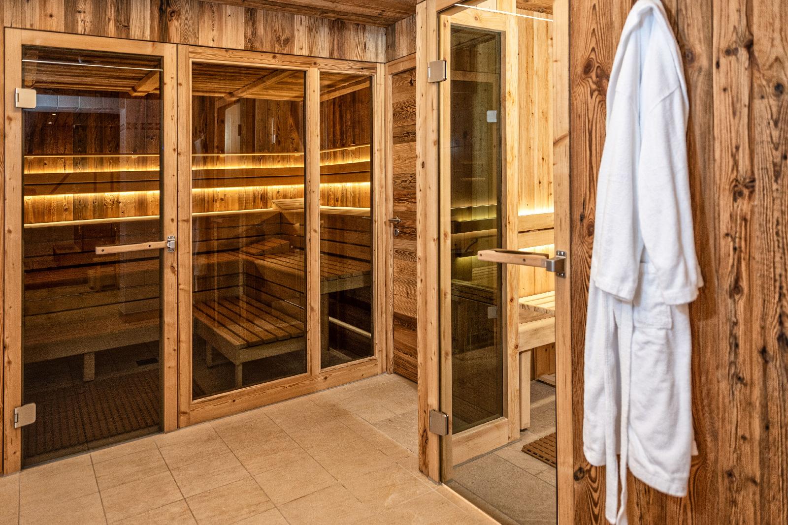Interest Kur & Sporthotel