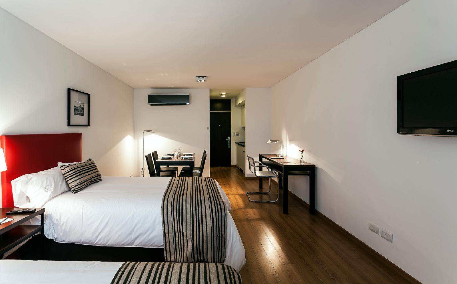 1495 Apart