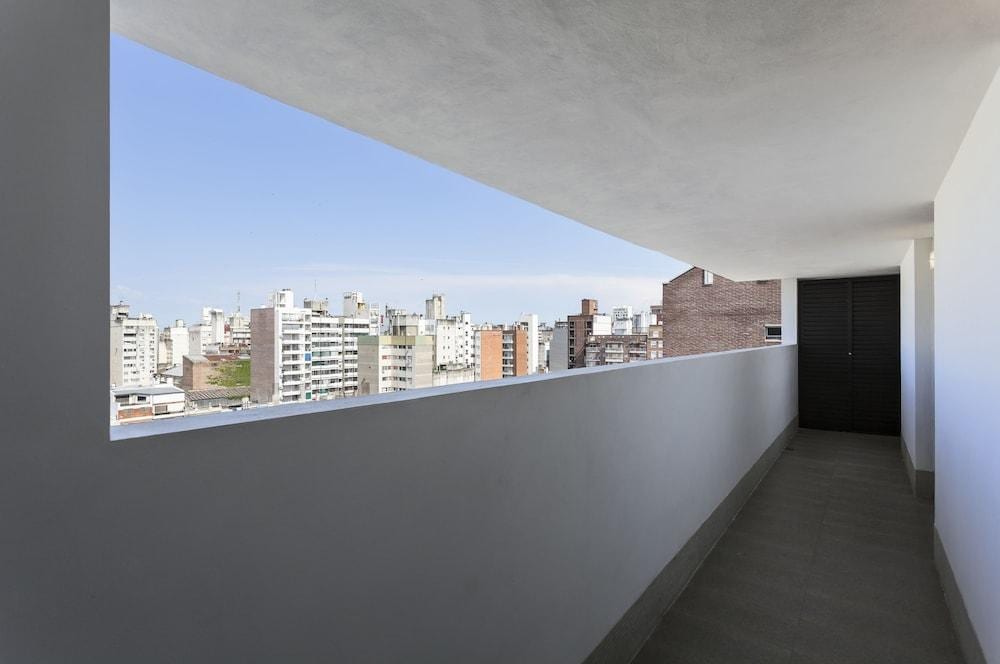 1495 Apart