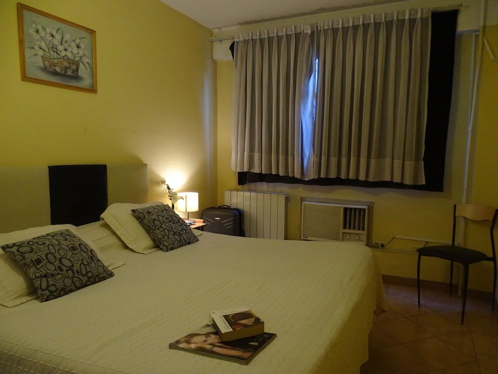 Hotel Tango Facultad