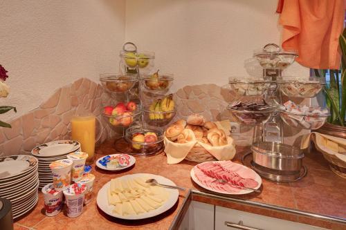 Cafe Pension Alpina
