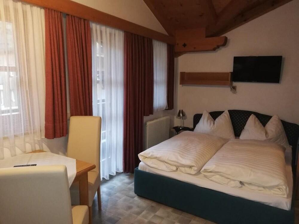 Pension Lederergutl
