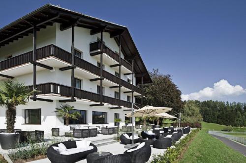 Landhotel Schönberghof & Gästehaus Enzinger