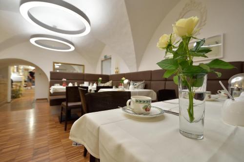 Zum Goldenen Schiff