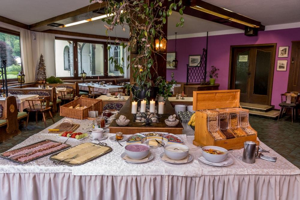 Landhotel Gut Puttererseehof