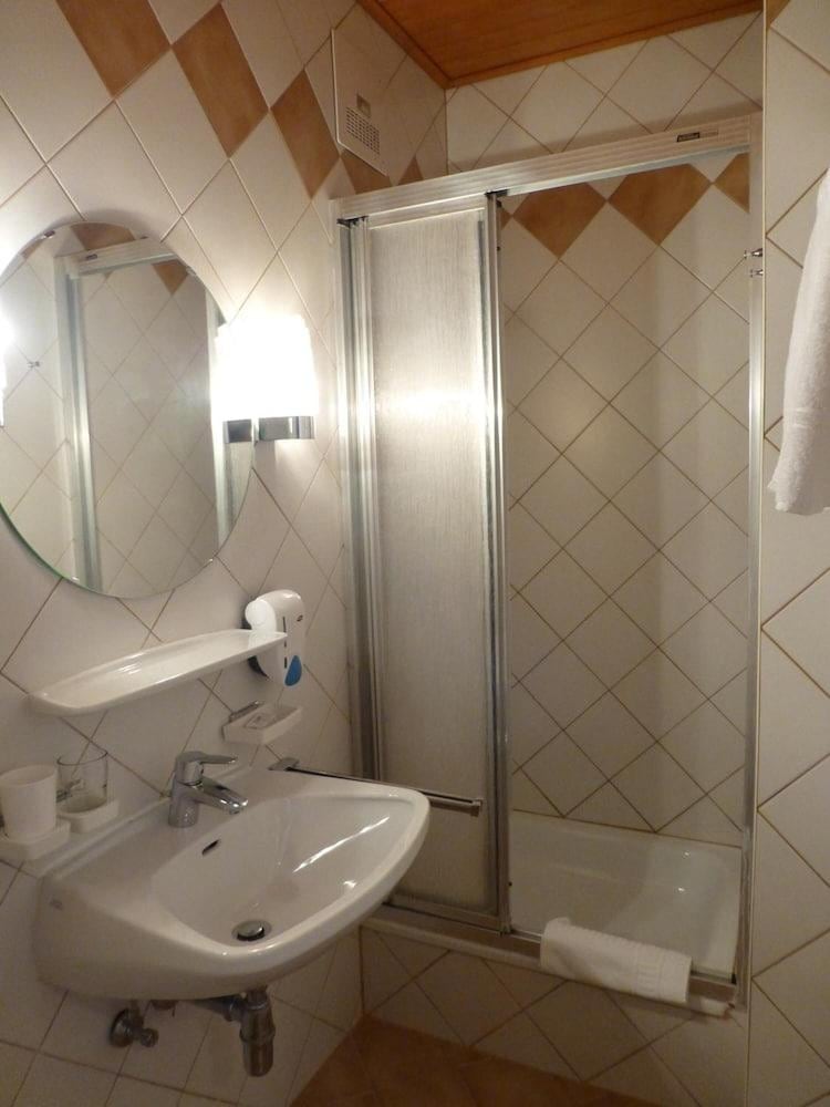 Landhotel Gut Puttererseehof