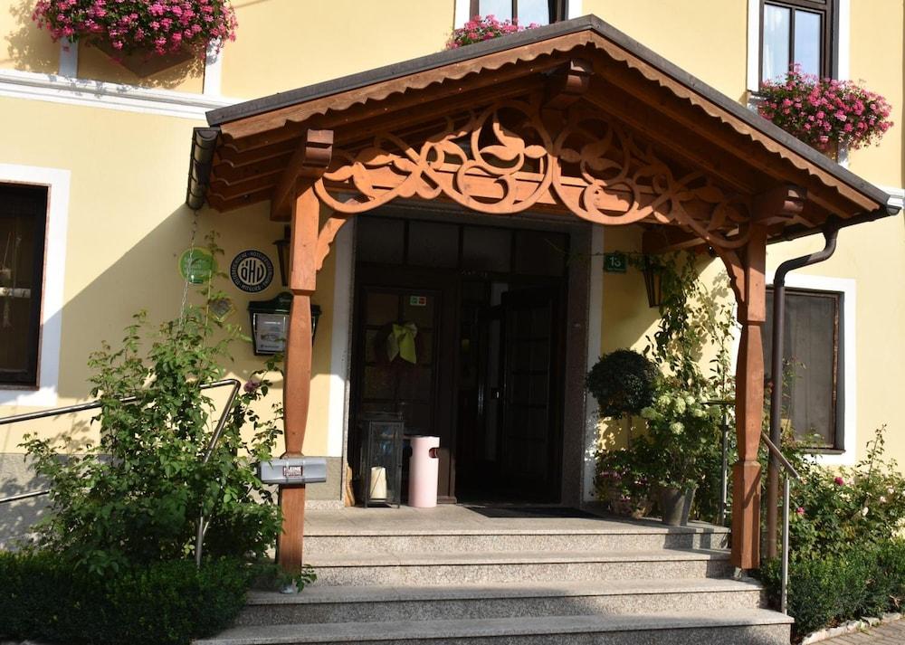 Landhotel Gut Puttererseehof