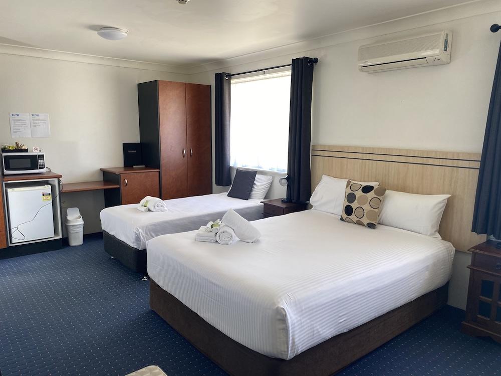 Timbertown Resort and Motel