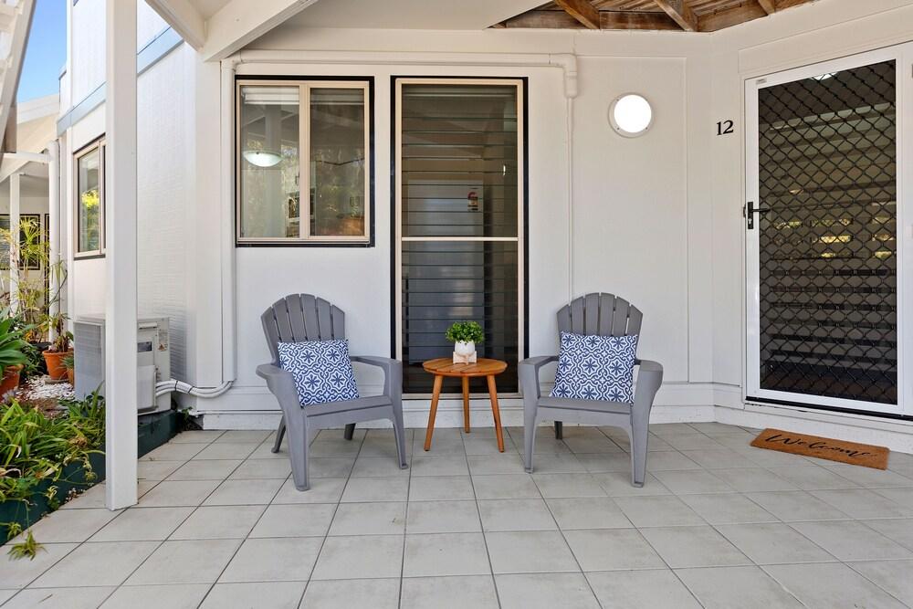 Hastings Cove Waterfront Holiday Apartments
