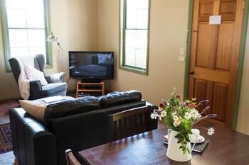 Clonmara Country House & Cottages