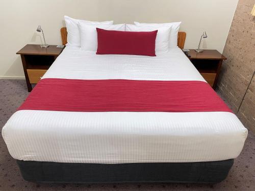 Ashton Townhouse Motel & Suites