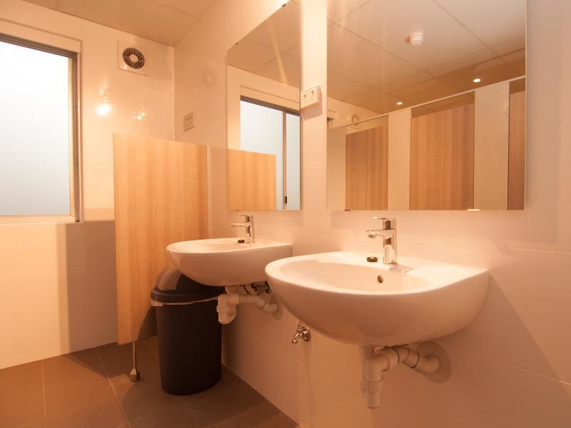 Kangaroo Inn - Hostel