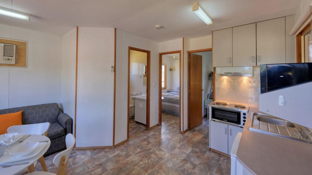 Cobar Caravan Park