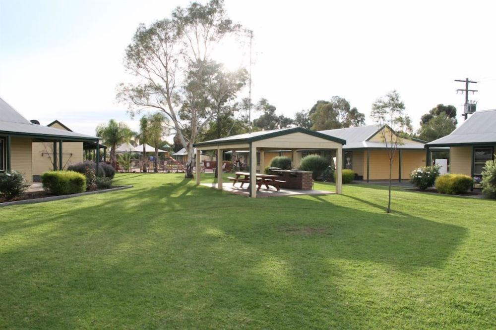 Murray River Resort