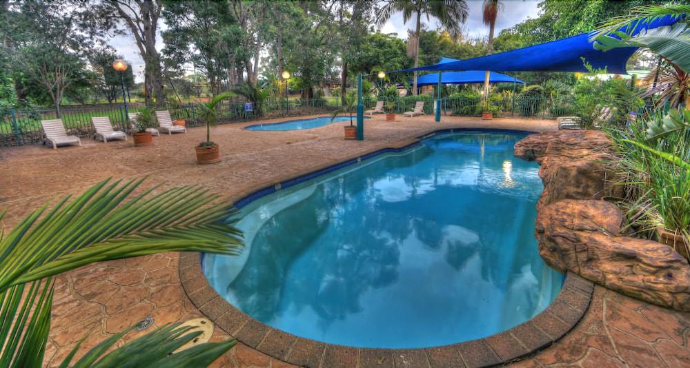 BIG 4 Bungalow Park on Burrill Lake