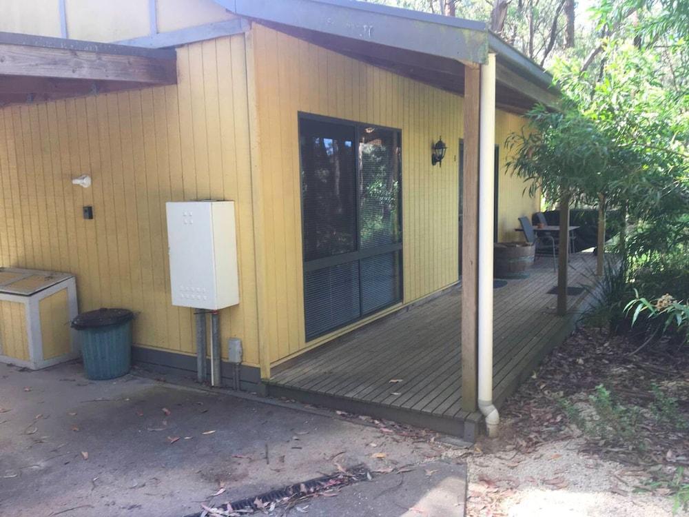 Idyllic Retreat For 4 People In Beautifu
