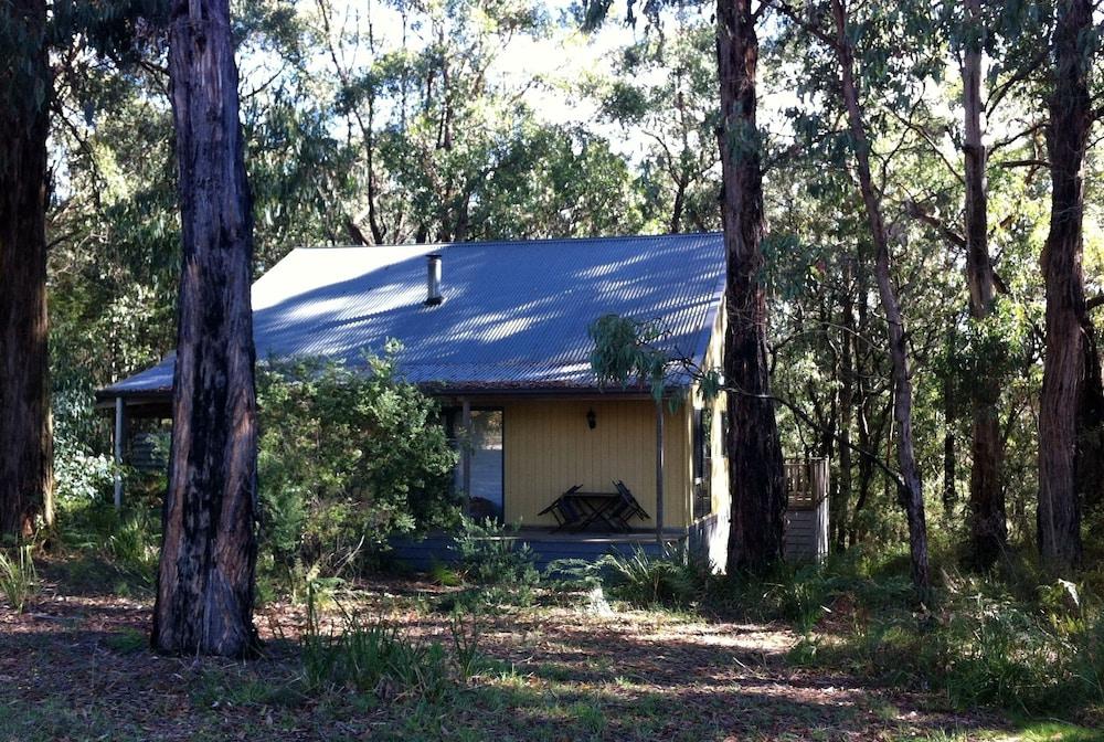 Idyllic Retreat For 4 People In Beautifu