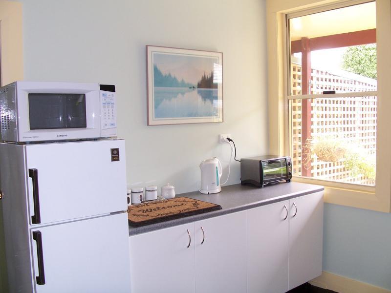 Donalea Bed and Breakfast & Riverview Apartment