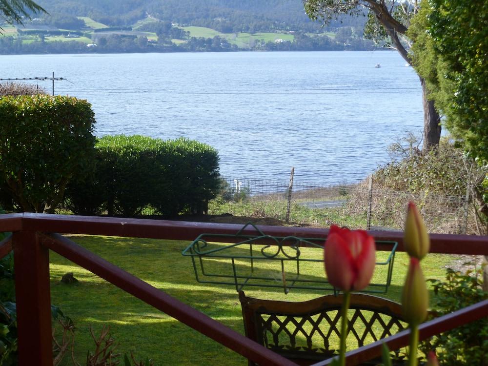 Donalea Bed and Breakfast & Riverview Apartment