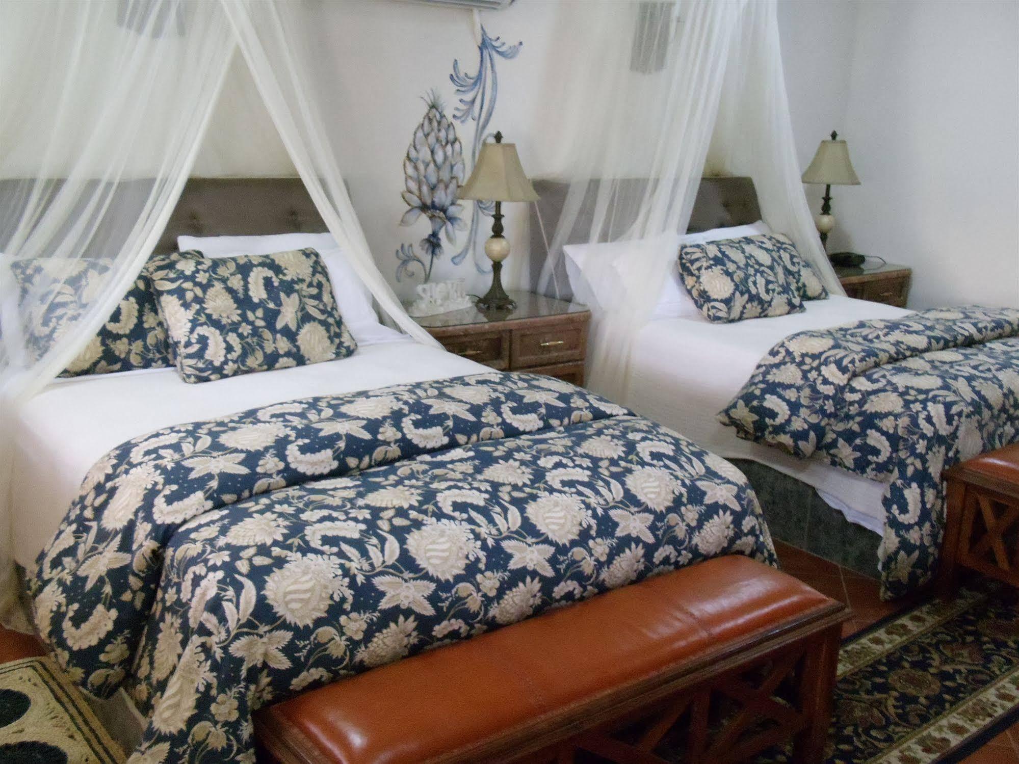 Club Arias Bed & Breakfast