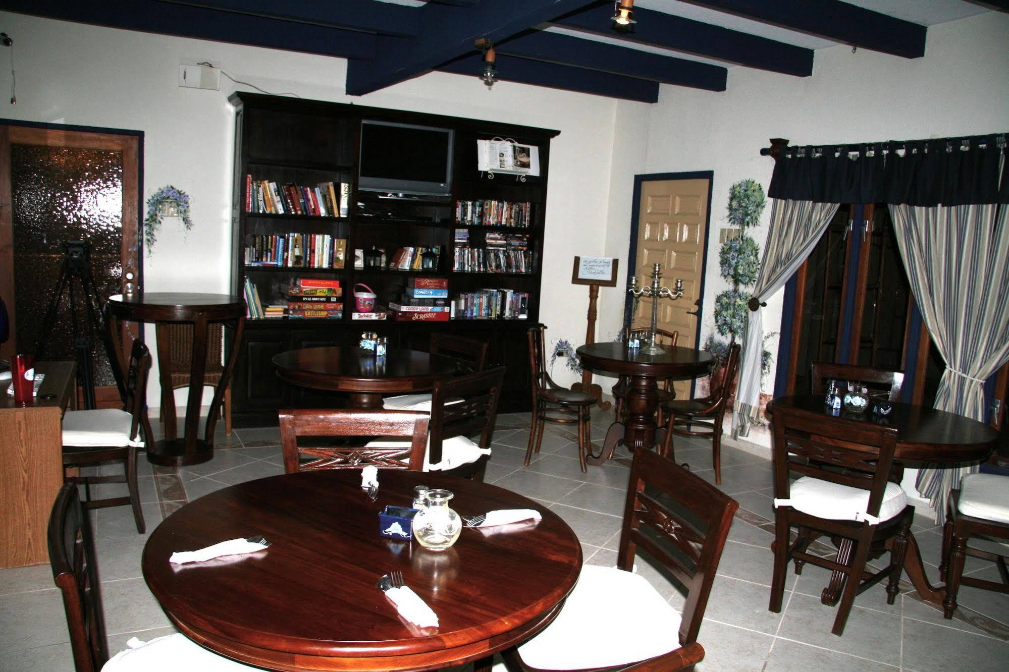 Club Arias Bed & Breakfast