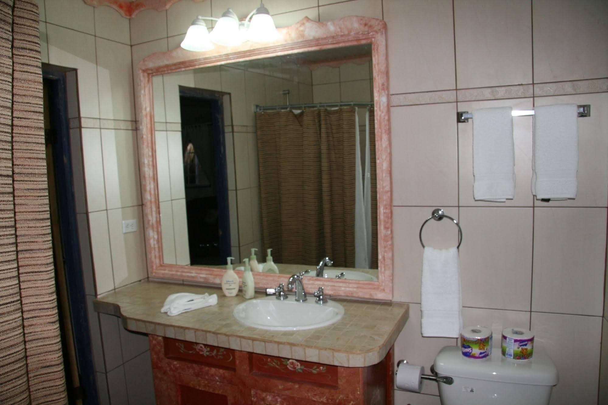 Club Arias Bed & Breakfast