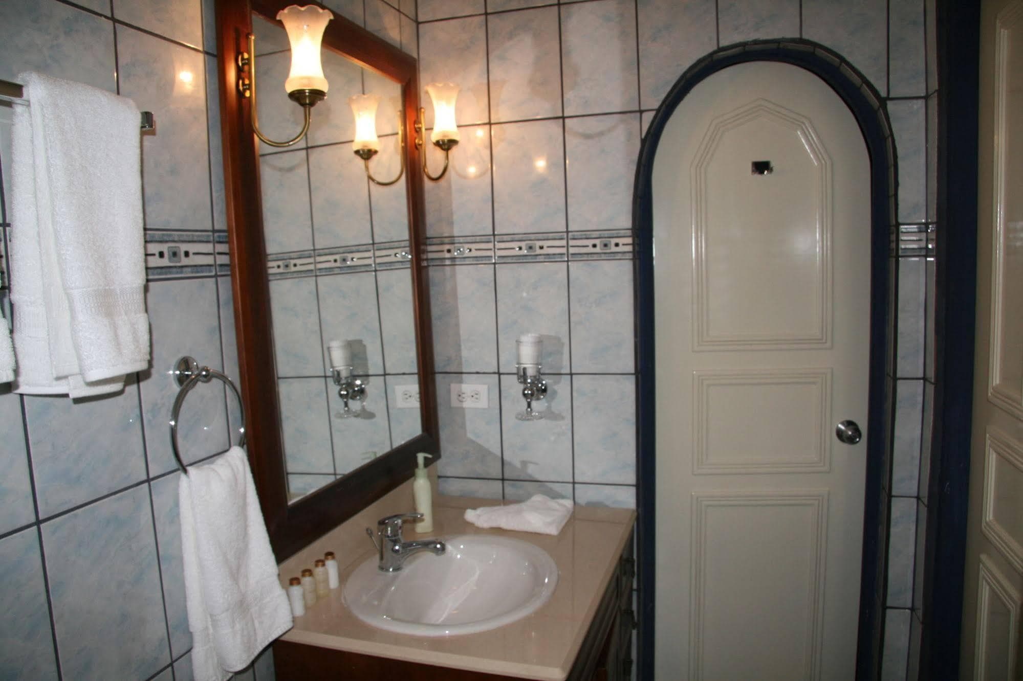 Club Arias Bed & Breakfast