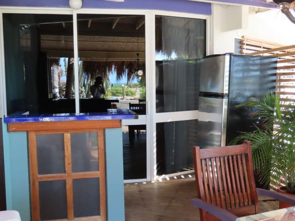 Beach House Aruba Apartments