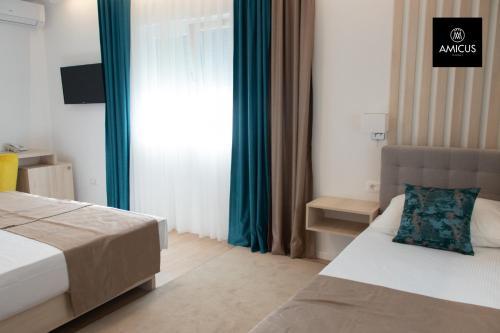 Apart Hotel Amicus
