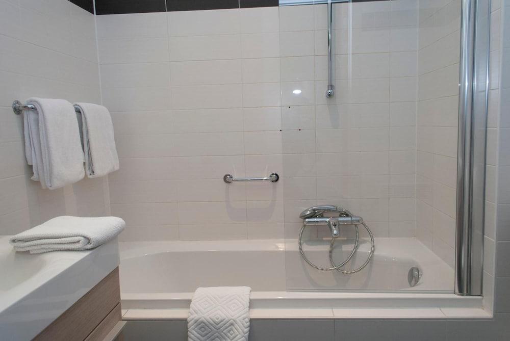 Castel