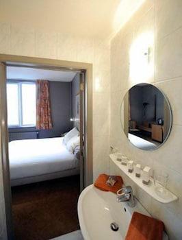 Castel