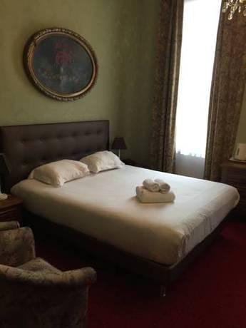 Station Hotel