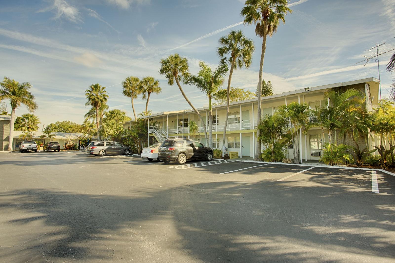The Regency Inn & Suites