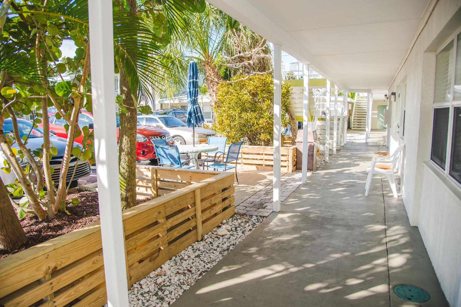 The Regency Inn & Suites
