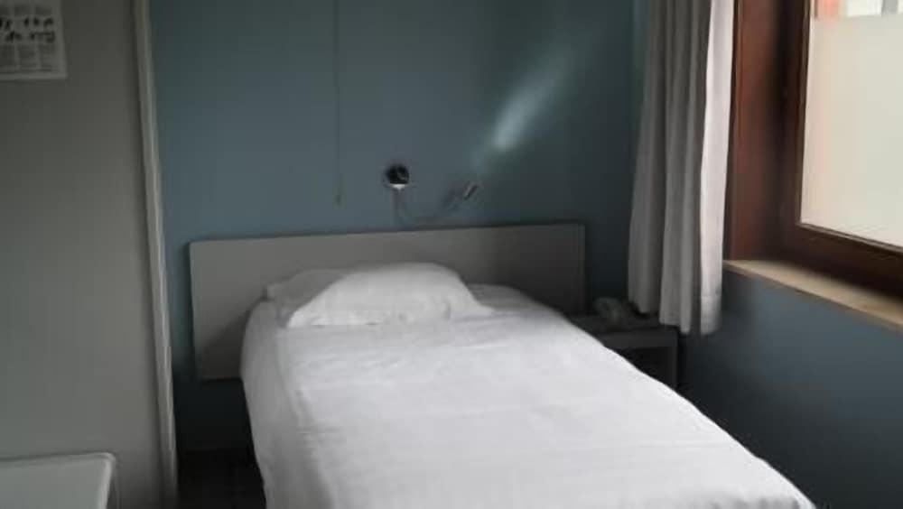 De Bonte Os Hotel And Tower