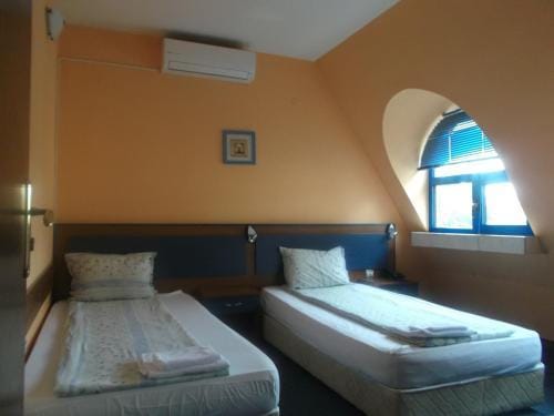 Fenix Hotel